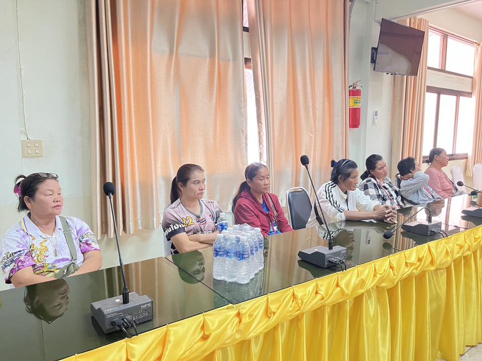 พช.สว่างแดนดิน: จัดประชุมคณะอนุกรรมการกลั่นกรองและติดตามการดำเนินงานกองทุนพัฒนาบทบาทสตรีอำเภอ (อกส.อ.) ครั้งที่ 1/2569 อำเภอสว่างแดนดิน จังหวัดสกลนคร 