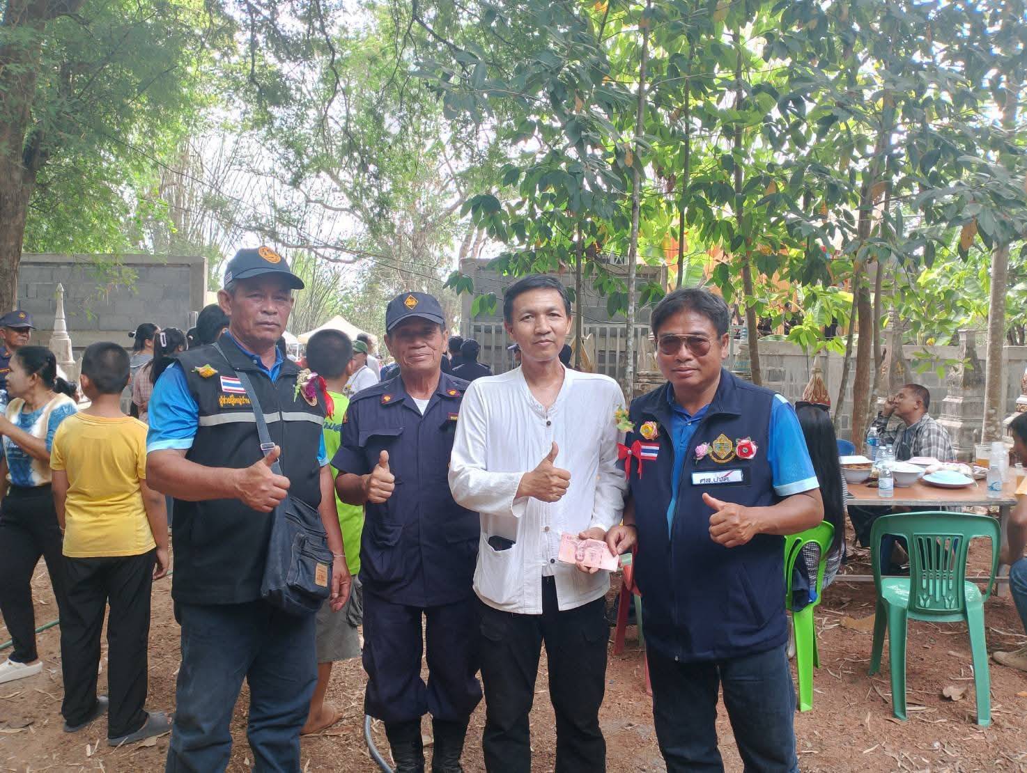 “หนามแท่งใหญ่” พร้อมใจสืบสานบุญประทายข้าวเปลือก เติมพลังศรัทธาสู่ชุมชน